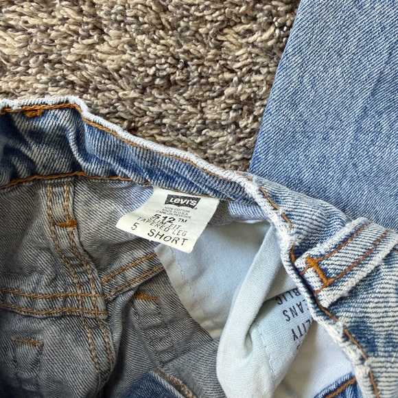 Vintage womens Levis - Picture 3 of 4